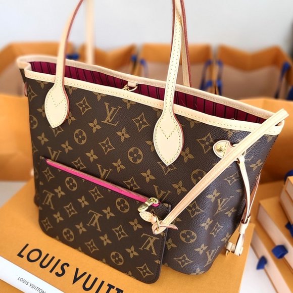 Louis Vuitton Neverfull PM - Picture 9 of 16